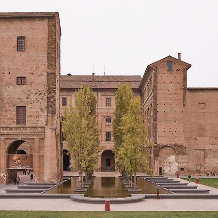 Le Colonne 16 30 Apartment Parma Exterior foto