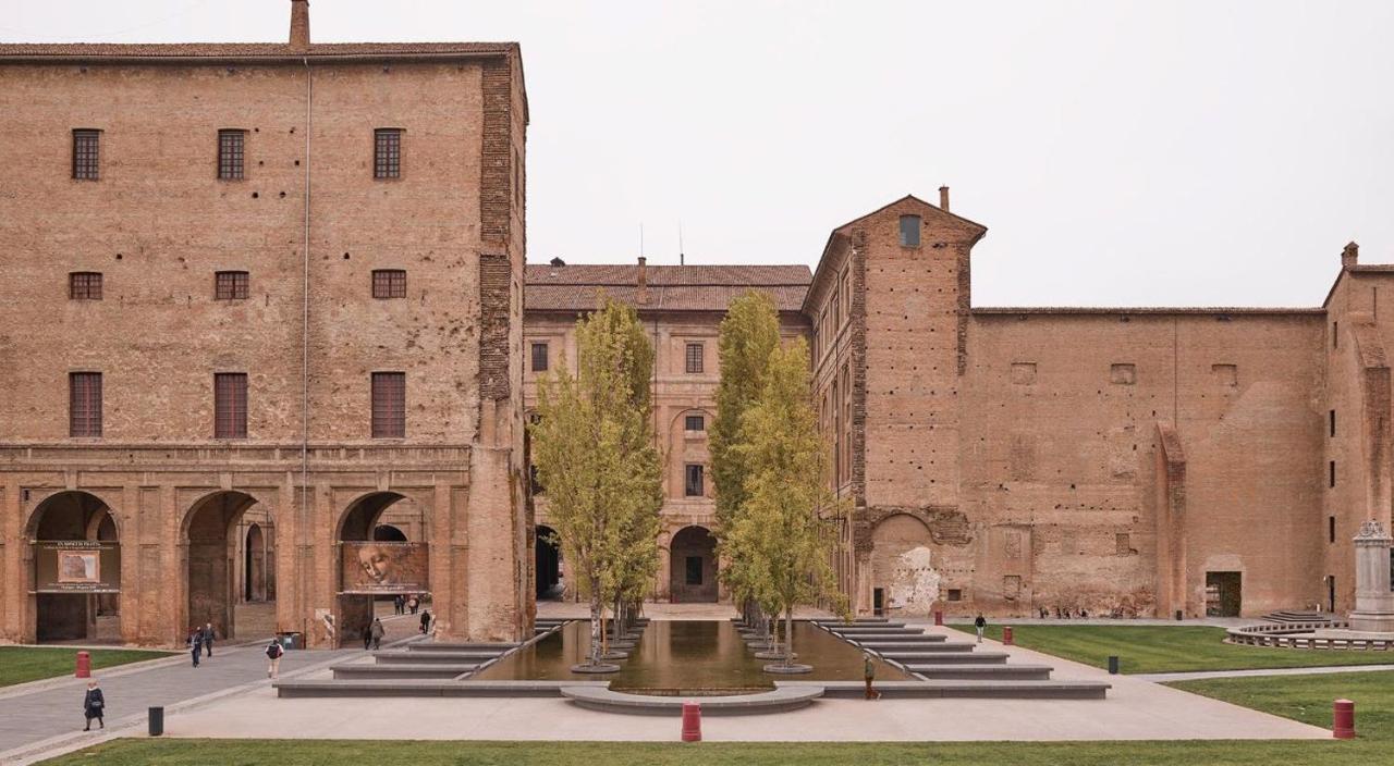 Le Colonne 16 30 Apartment Parma Exterior foto